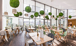 Functionally acoustic moss spheres with Greenhill Premium moss by Freund, Weissglut restaurant