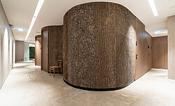 Massive, echte Bark House® Pappelrinde, um Rundung, als Teil des Gesundheitskonzepts von Anima Mentis, Wien, von Freund GmbH