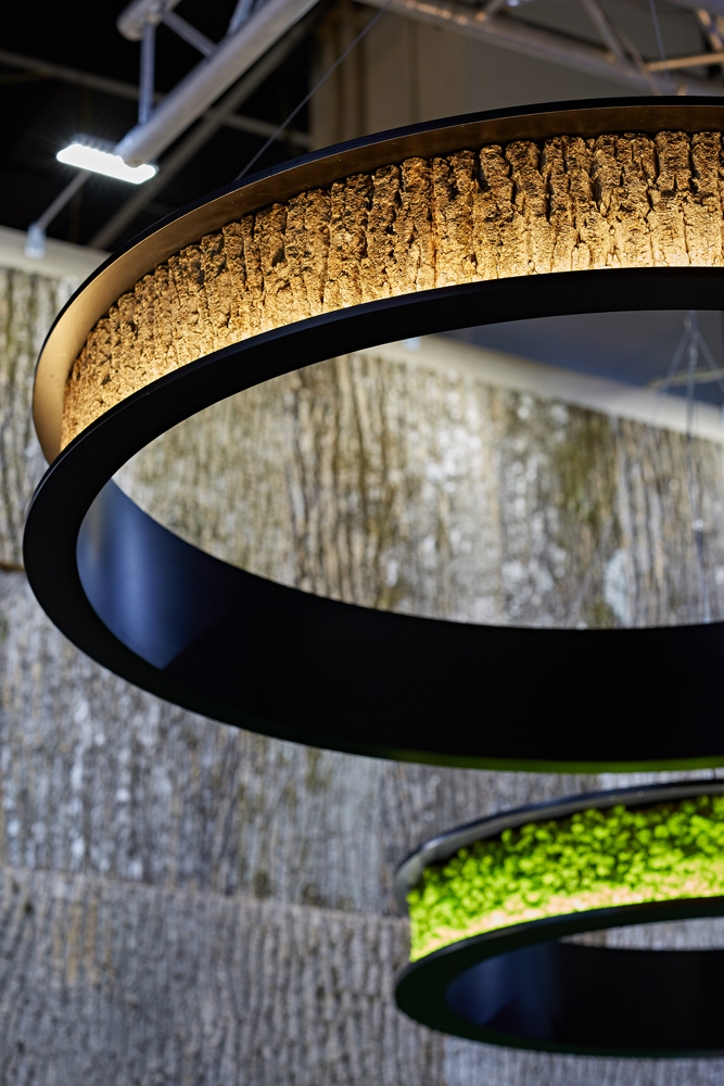 Freund GmbH circular lights with Bark House® poplar bark, curved, ceiling lamp